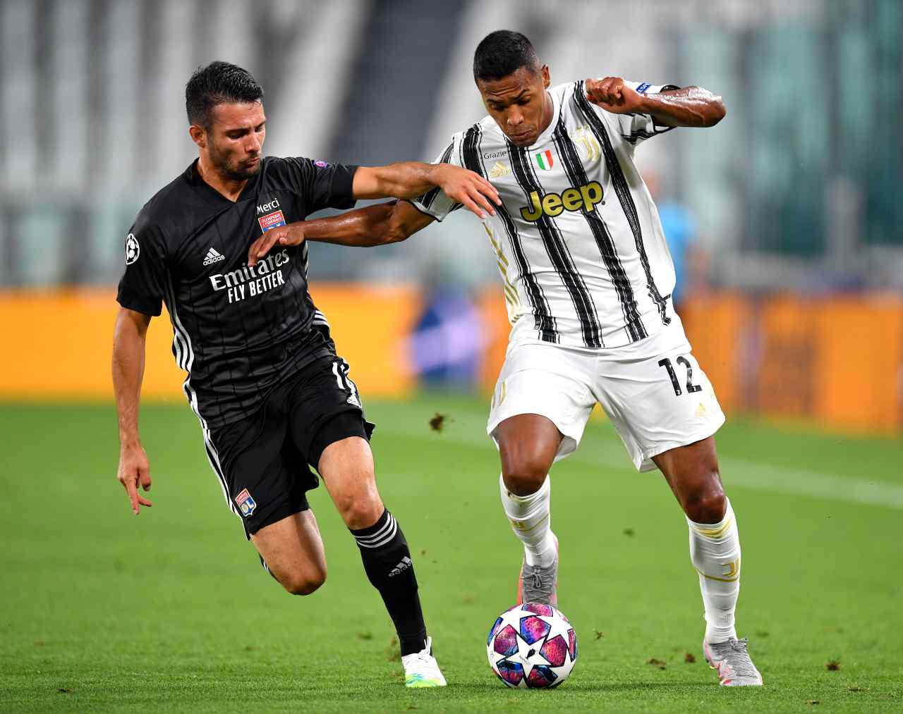 Infortunio Alex Sandro