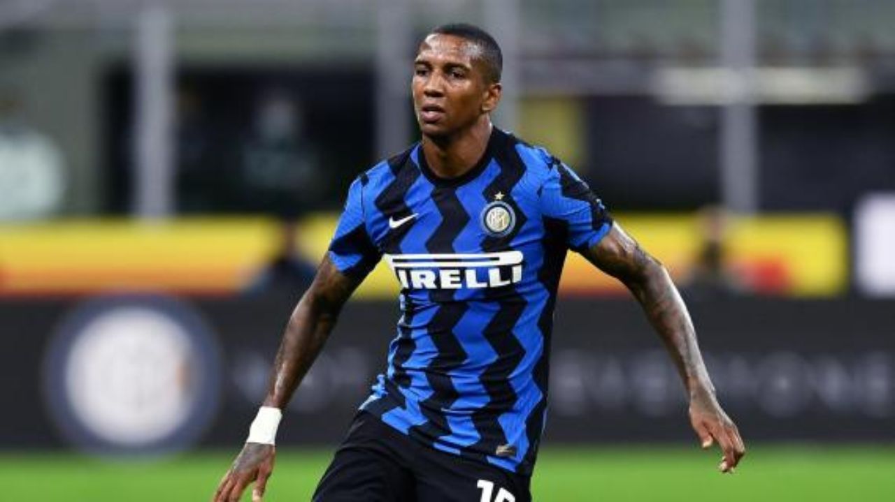 ashley young ultime inter