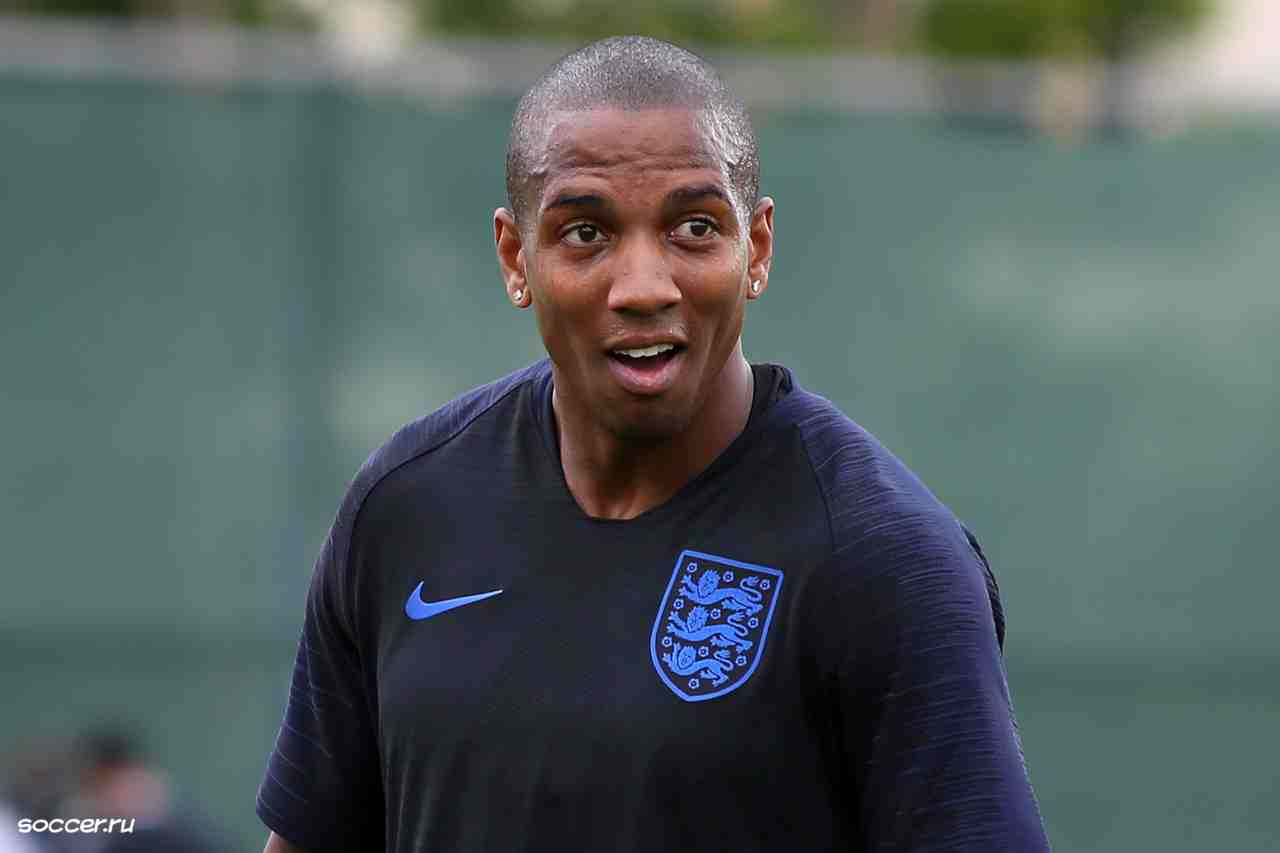 Ashley Young Inter