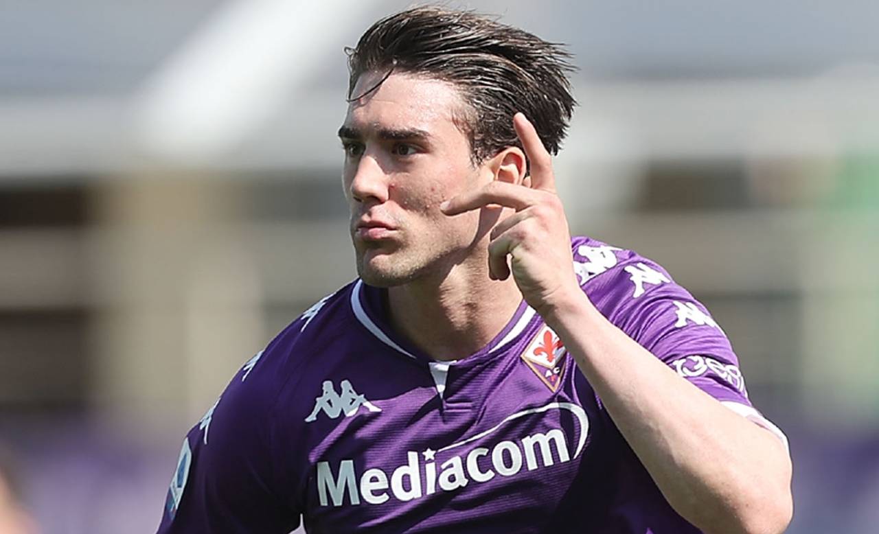 Calciomercato fiorentina Vlahovic tottenham