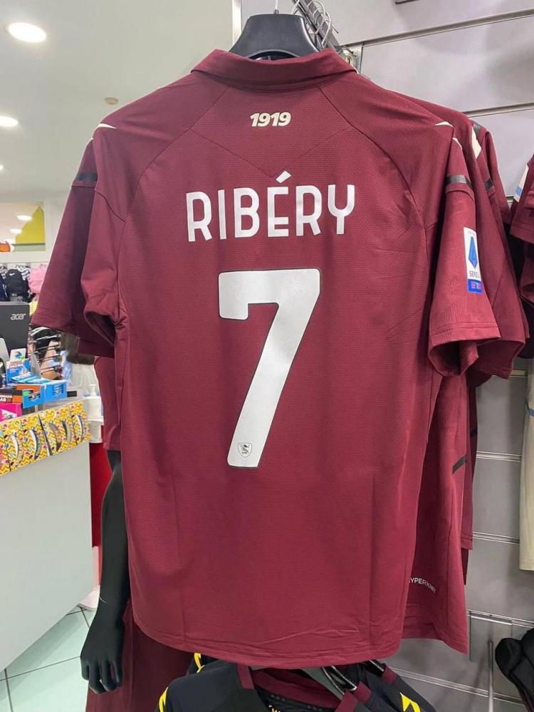 Ribery maglia Salernitana