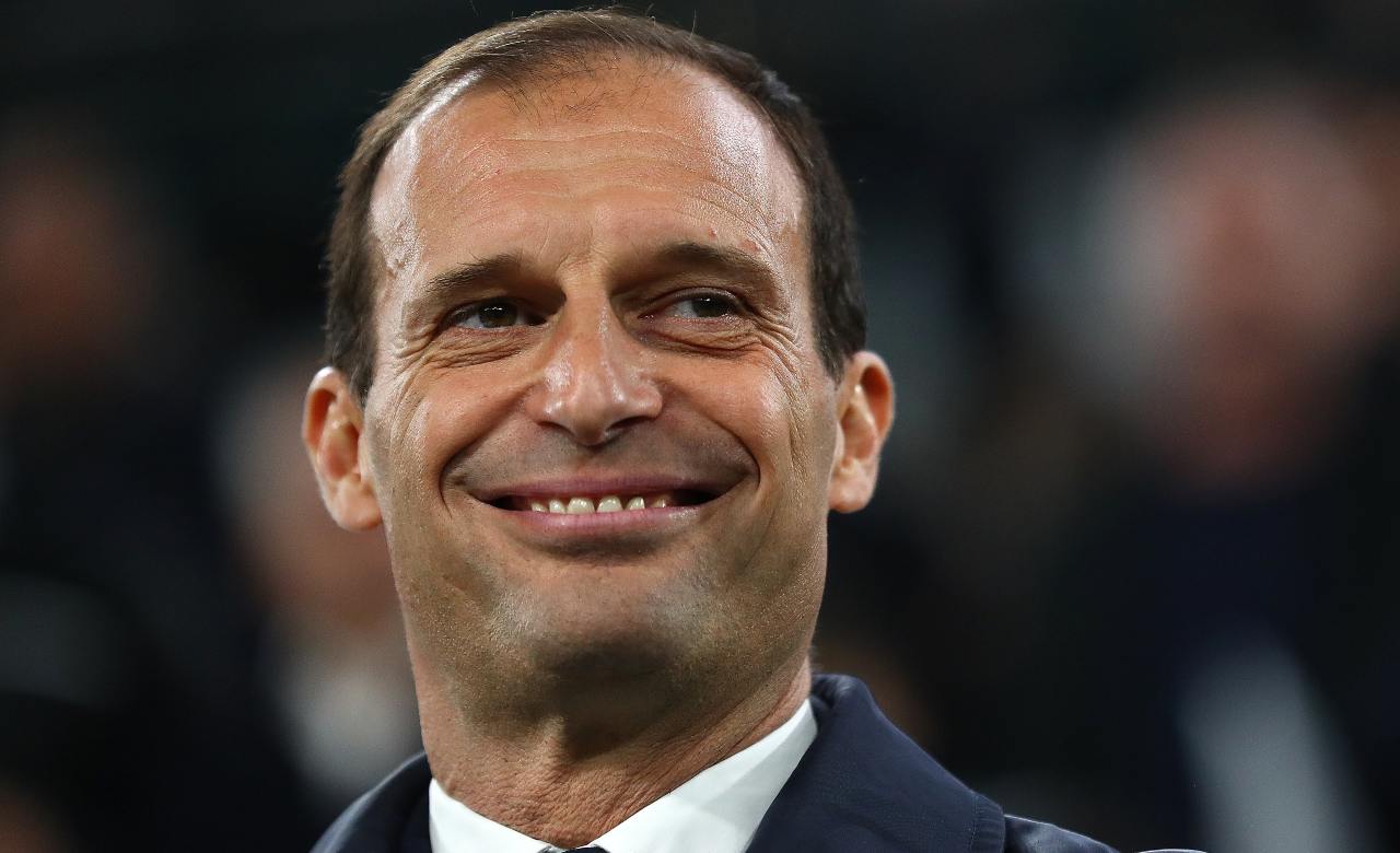 Calciomercato Juventus rinnovo Bernardeschi