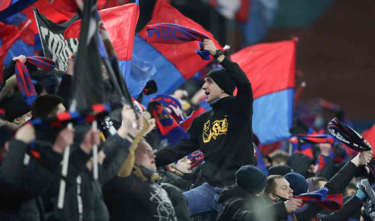 scontri tifosi feyenoord ajax