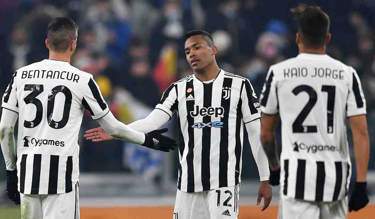 Calciomercato Juventus Alex Sandro Barcellona