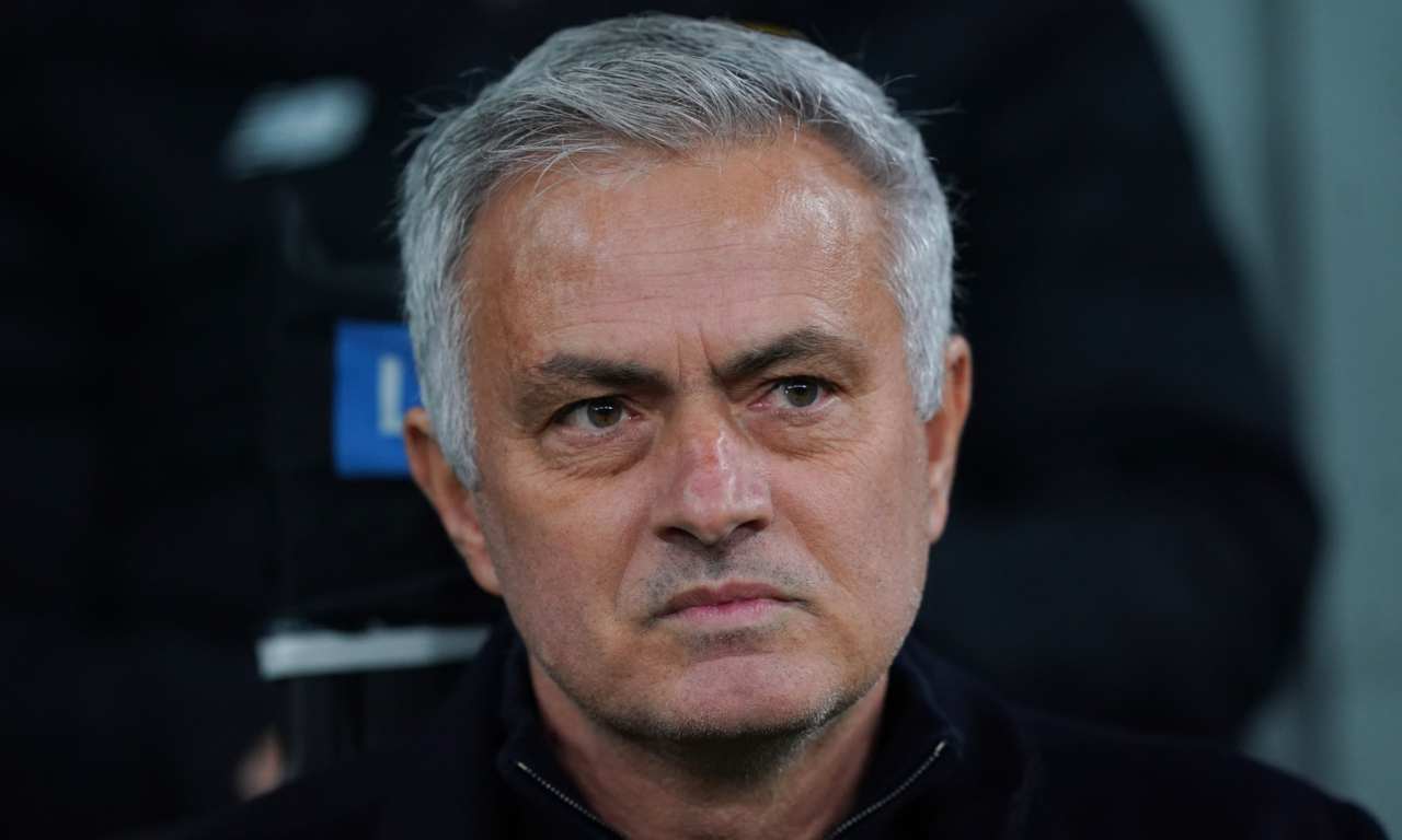 Mourinho Roma esonero