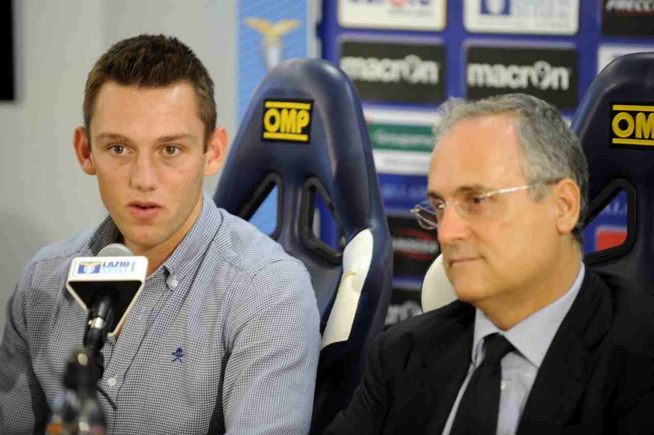 De Vrij e Lotito - Stopandgoal.com (La Presse)