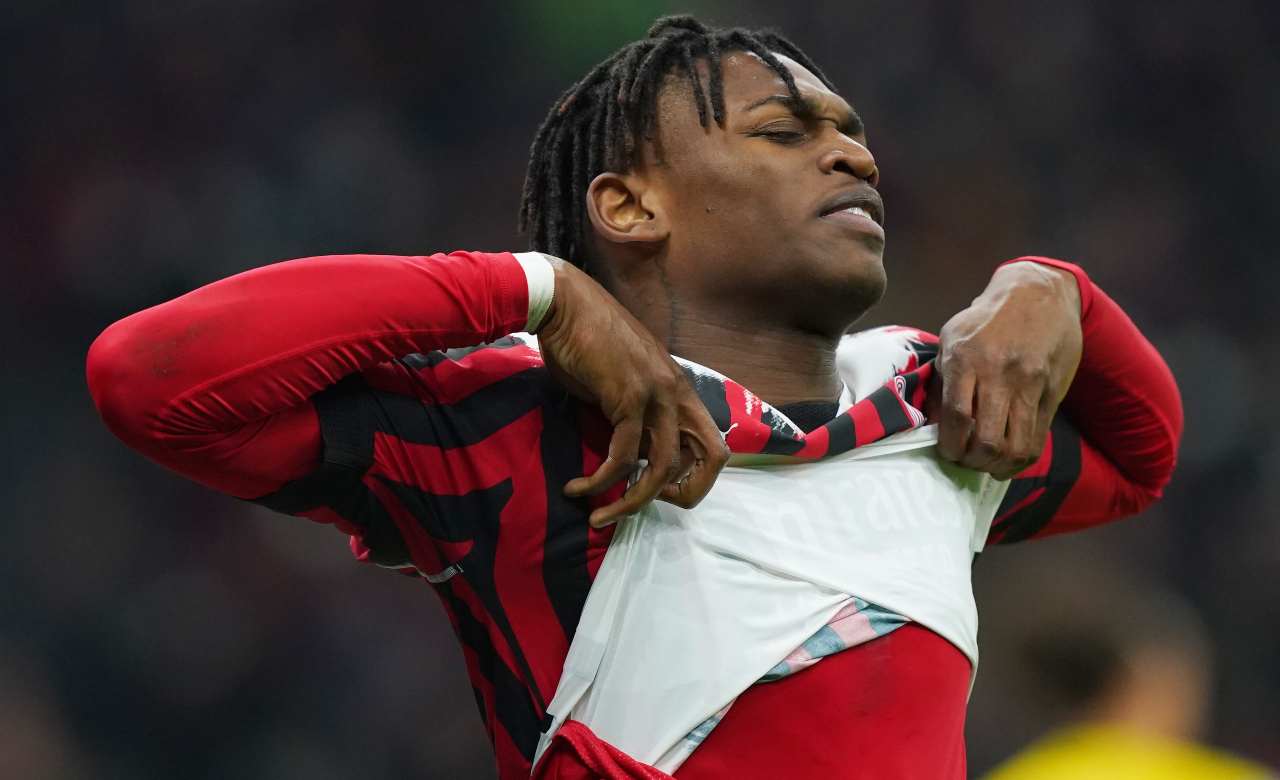 Milan Leao Manchester City