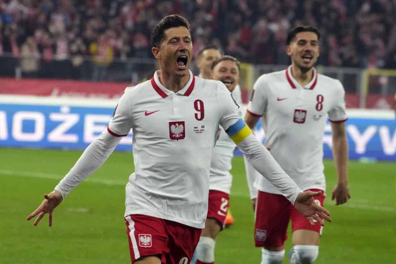 Calciomercato Barcellona Robert Lewandowski - Stopandgoal.com (La Presse)