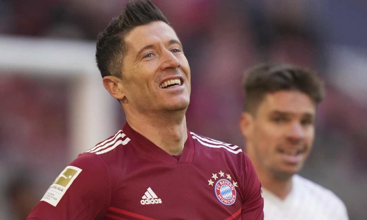 lewandowski Barcellona bayern monaco