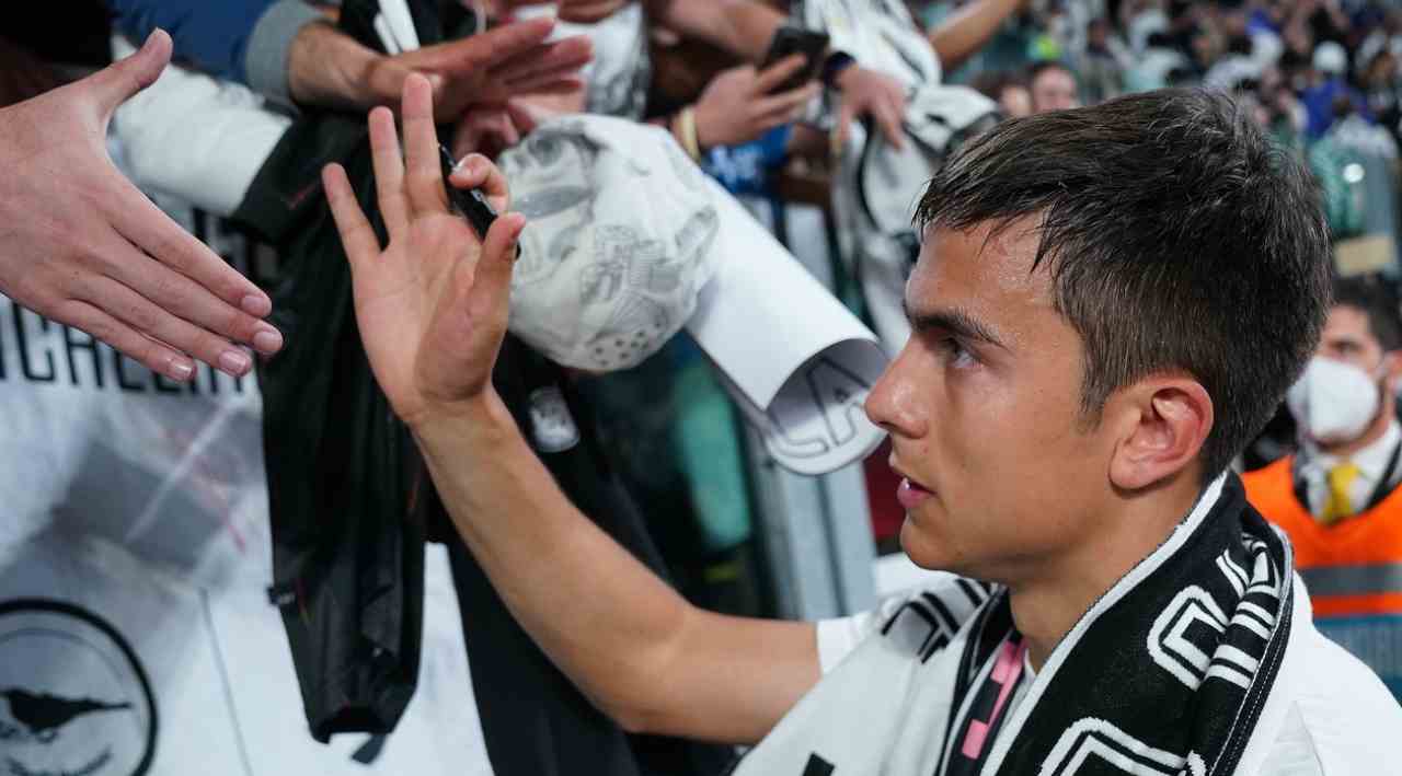 Dybala Juventus tifosi contestazione Agnelli