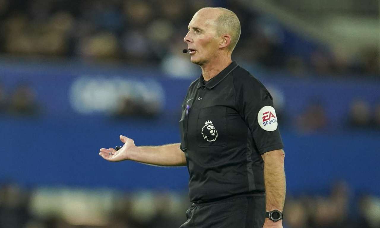 mike dean arbitro