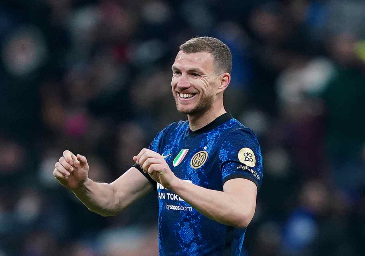 Calciomercato Napoli Dzeko - Stopandgoal.com (La Presse)