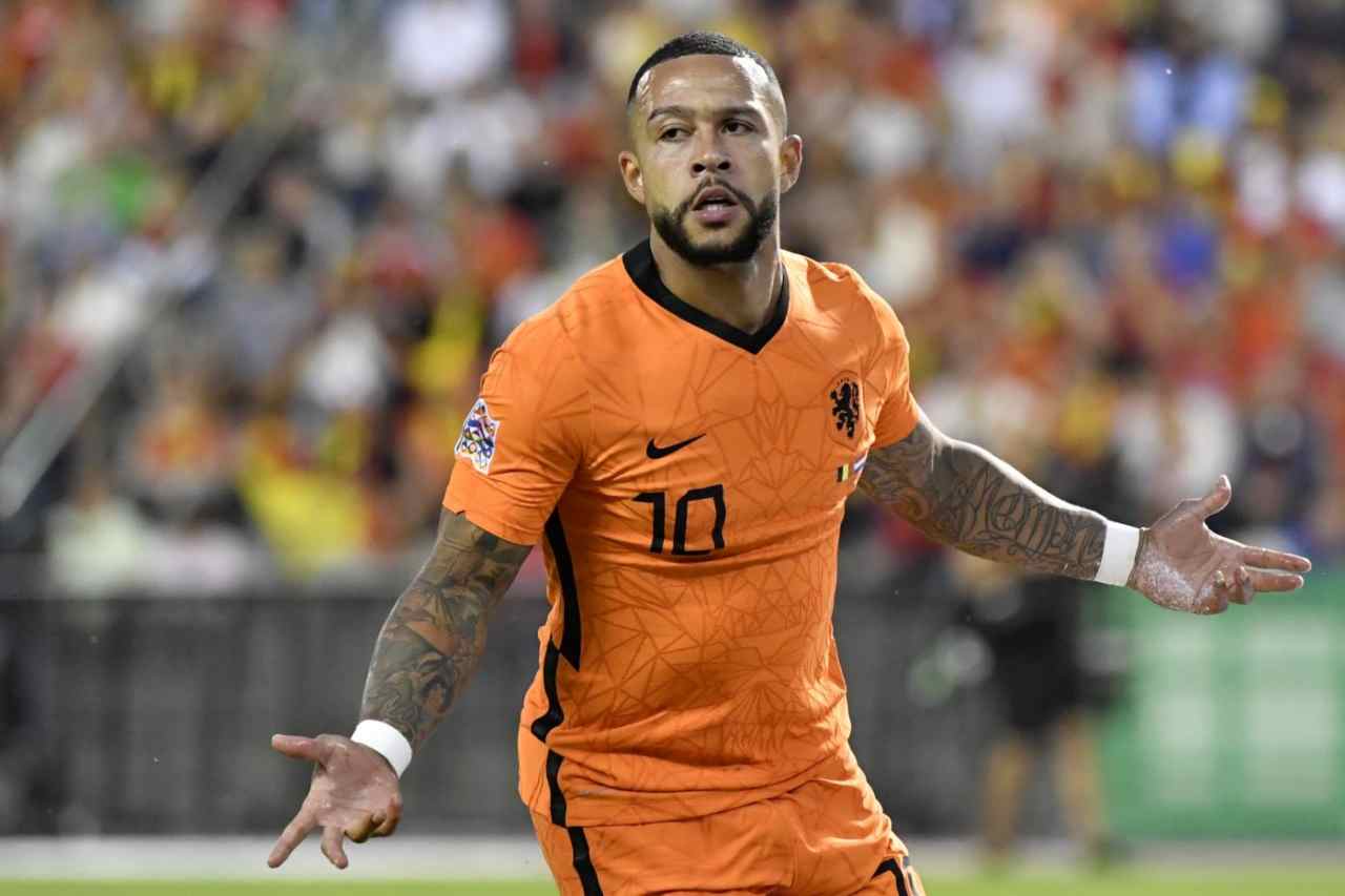 Calciomercato Depay Real Sociedad Barcellona