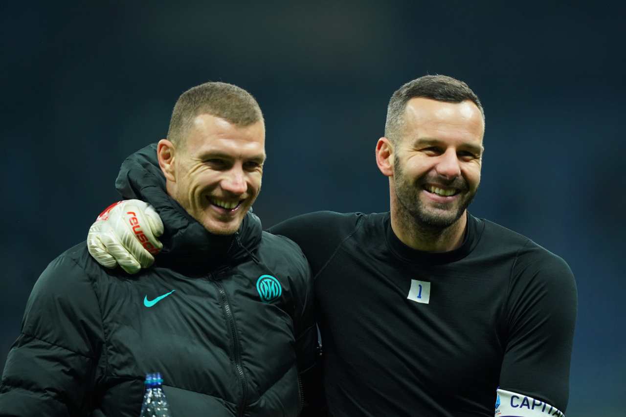 Dzeko ed Handanovic, calciomercato Inter - stopandgoal.com (La Presse)