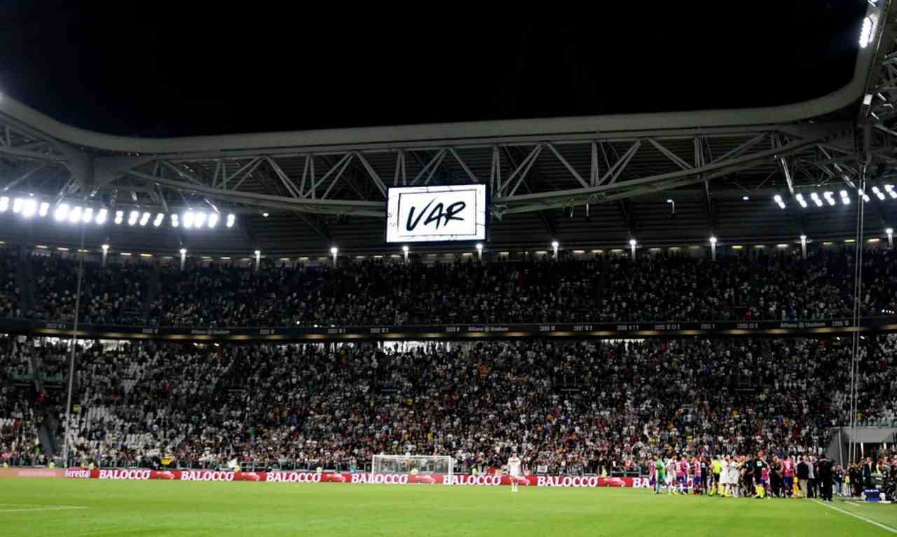 Juventus Salernitana audio Var