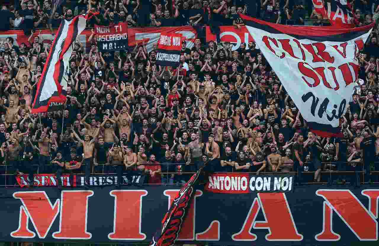 Milan-Napoli, tifoso punito - stopandgoal.com (La Presse)