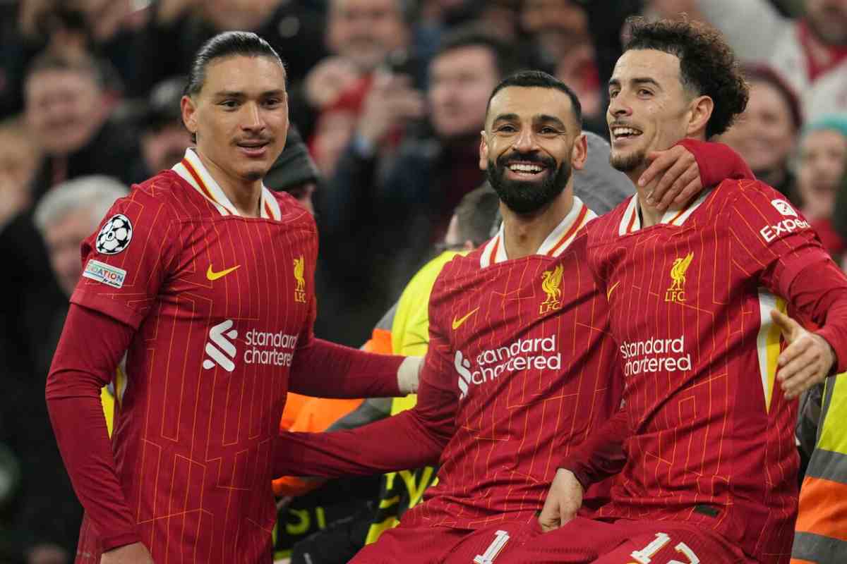 Nunez esulta con Salah