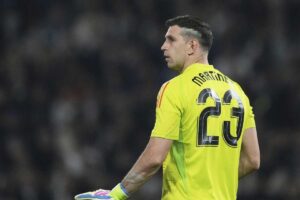 Emiliano Martinez lascerà l'Aston Villa
