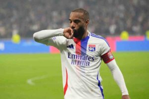 Ufficiale l'addio al Lione, futuro in Serie A