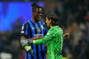 Yann Sommer e Yann Bisseck