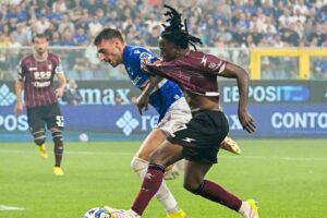 Denuncia shock in Serie B, 16 in ospedale